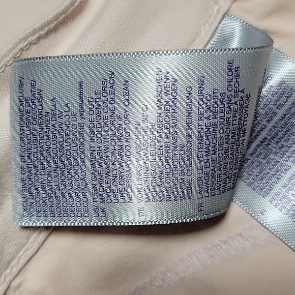 NYDJ DAYLA Wide Cuff Capri Size 4 - Picture 8 of 14